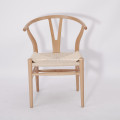 Wegner Wishbone Essstuhl